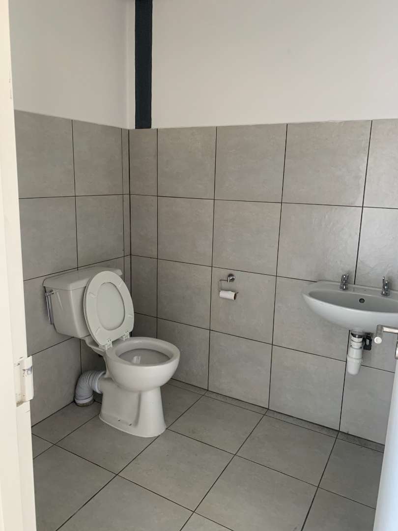 To Let commercial Property for Rent in Rivergate Western Cape